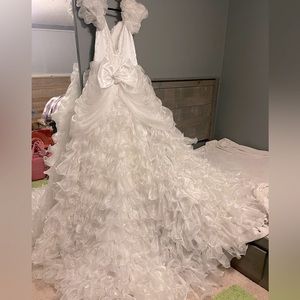 Vintage wedding dress